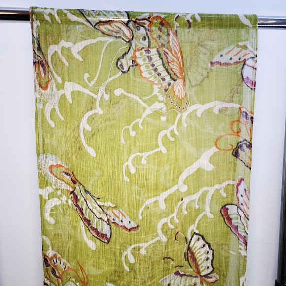 Garden Wings - Floral Scarf with Fringe - Picture 2 of 3